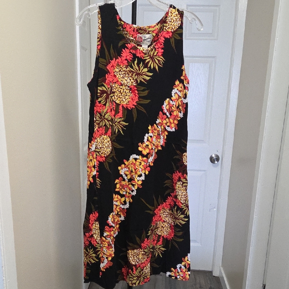 The Hawaiian Original Tropical Pineapple Floral A-Line Sleeveless Dress Black - Picture 2 of 6